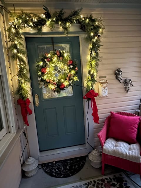 Welcome to my magical historic home - The Artist's Heart