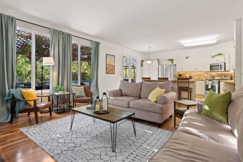 Smooth indoor-outdoor transition with sliding doors to relaxing scenery.