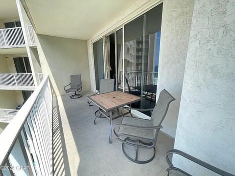 Balcony with ample seating