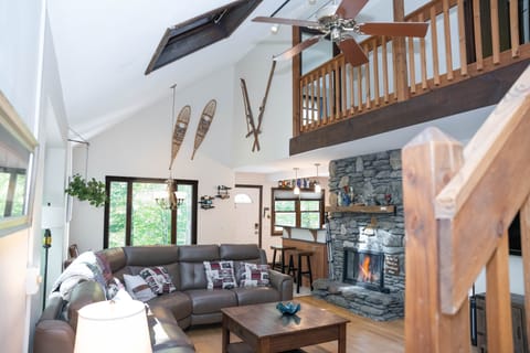 House, 3 Bedrooms | Living area | Smart TV