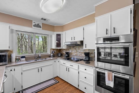 Indoors, Kitchen, Appliance, Microwave, Oven