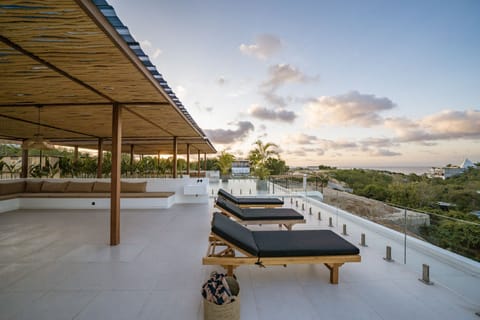 Sundeck
