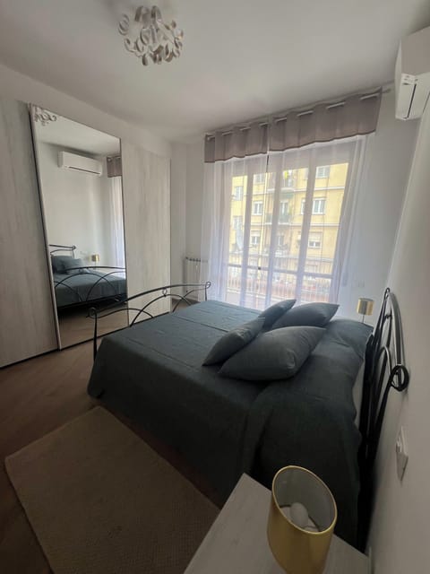 Apartment | 2 bedrooms, laptop workspace, iron/ironing board, bed sheets