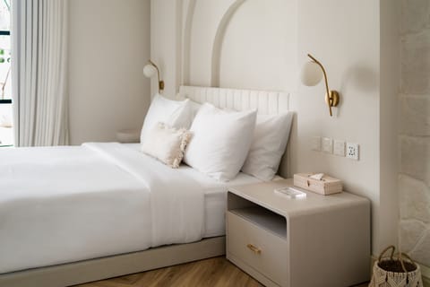Luxury Villa, 5 Bedrooms, Private Pool | Premium bedding, pillowtop beds, minibar, in-room safe