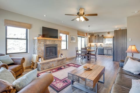 Apartment (3 Bedrooms) | Front of property