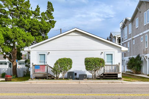 Pelican Perch-Front of Home