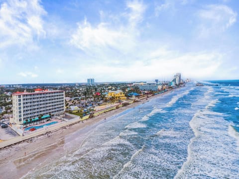 Welcome to Harbour Beach Resort 703