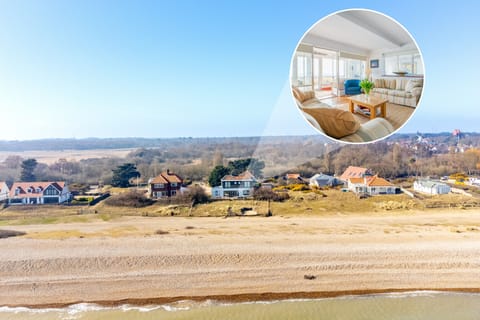 Chicoutimi, Thorpeness: Sea and beach views