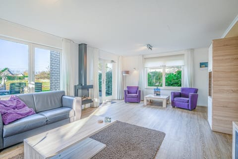 House | Living room