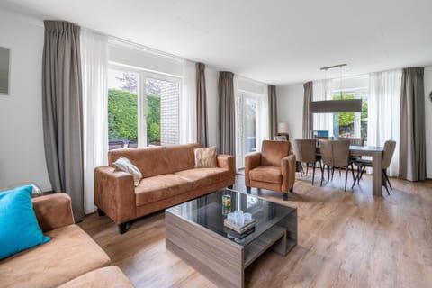 House | Living room