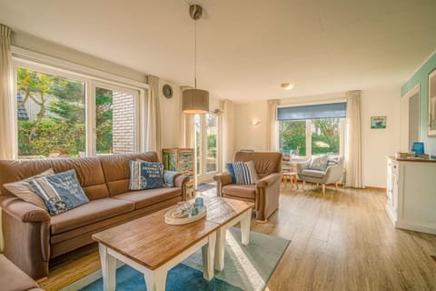 House | Living room