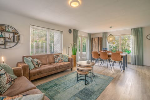 House | Living room
