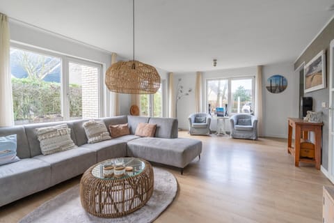 House | Living room