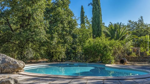 Chlorine pool (unheated) 