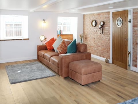 Living room | The Mill - Cornish Hamlet, Falmouth