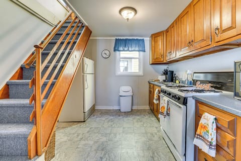 Kitchen | Cooking Basics | Lower Floor