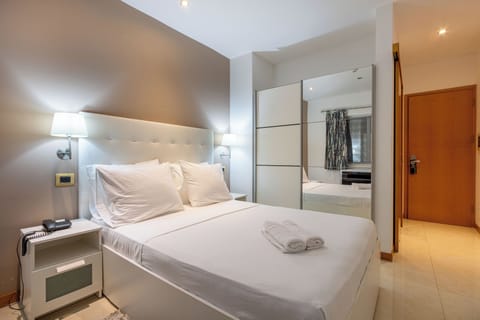 Comfort Double Room, City View | In-room safe, WiFi (free)