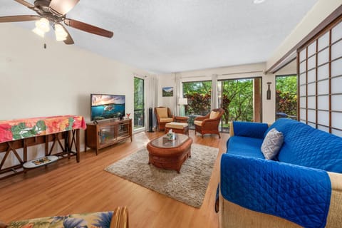 Condo, 2 Bedrooms | Living area | Smart TV