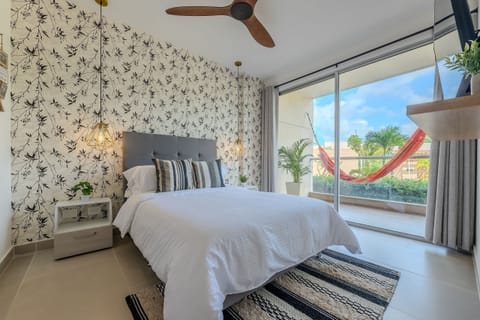 Bed,Photo of the whole room