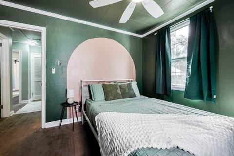 Quiet Savannah Retreat – 10 Minutes to Downtown House in Port Wentworth