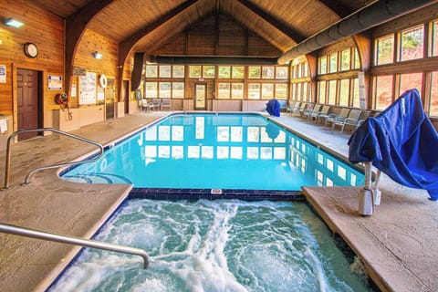Indoor pool, spa, gym, hot tub, steam room, and sauna