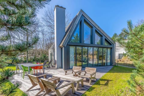 Villa | Outdoor dining