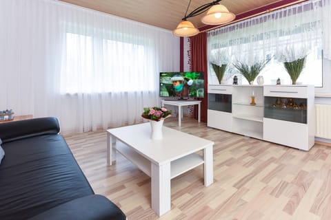 Apartment | Living room