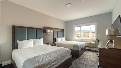 Standard Room, 2 Queen Beds, Non Smoking, Mountain View | WiFi (free), alarm clocks, bed sheets