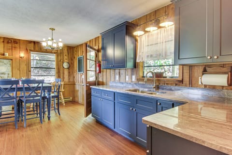 Kitchen | Cooking Basics | Granite Countertops