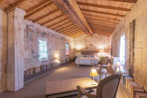 La Petite Maison du Jardinier | Iron/ironing board, free WiFi