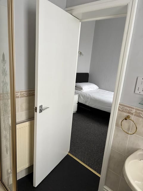 Shower, towels, soap, shampoo