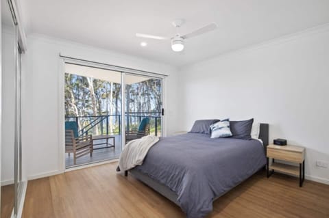 Apartment | 3 bedrooms, iron/ironing board, bed sheets