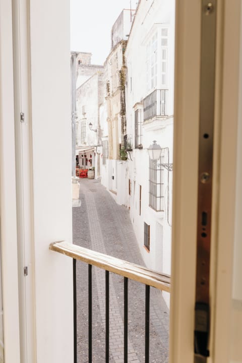 Double Room, Balcony, City View | In-room safe, blackout drapes, iron/ironing board, free WiFi