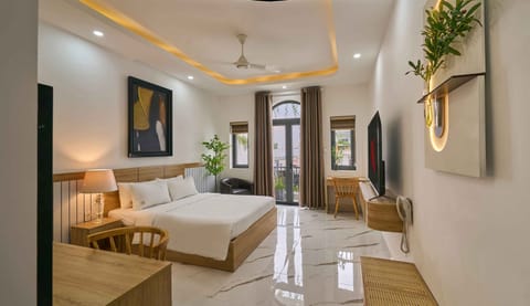 Panoramic Double Room, Balcony, City View | Interior detail