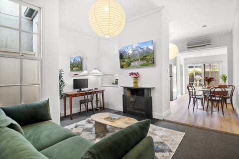 Apartment | Living room