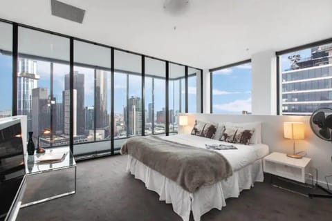 Apartment | 2 bedrooms, laptop workspace, iron/ironing board, bed sheets