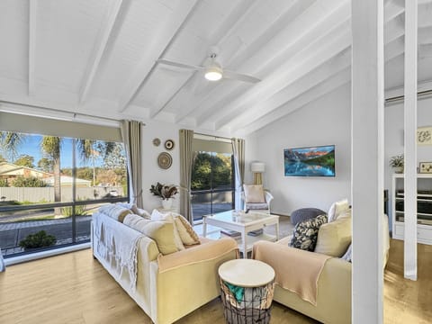 Apartment | Living room