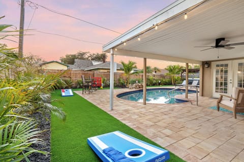 Enjoy the beautiful, Florida sunsets from the pool!