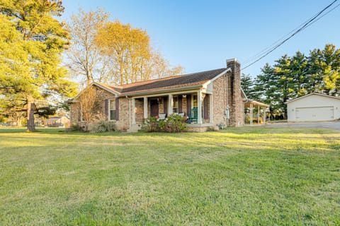 Madison Vacation Rental | 3BR | 2BA | 1,850 Sq Ft | 3 Steps to Enter