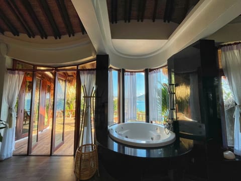 Panoramic Villa, Ocean View | In-room safe, blackout drapes, free WiFi