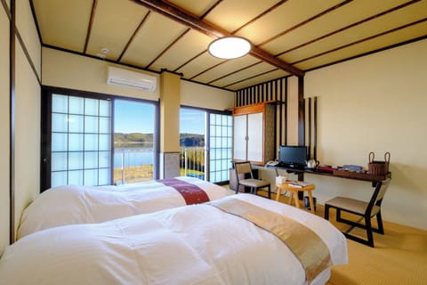 In-room safe, blackout drapes, WiFi (free), bed sheets