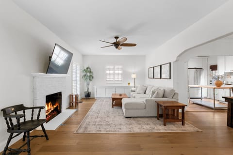 Fully furnished 3bd/2ba with all necessary amenities for an extended stay