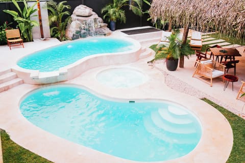 2 outdoor pools, sun loungers