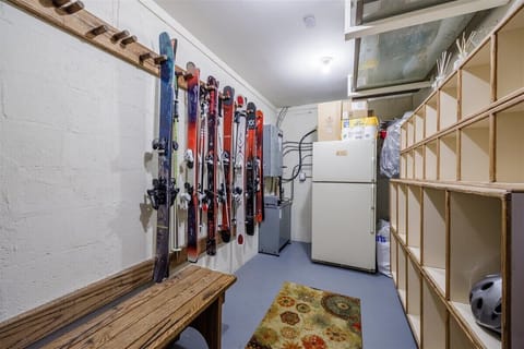 Ski & Snowboard Storage at the Entry