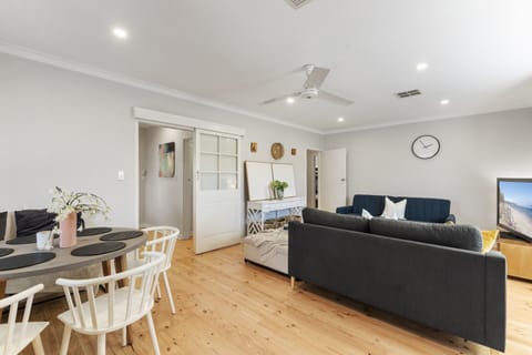 Apartment | Living room