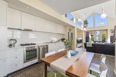 Apartment | Private kitchen | Fridge, microwave, oven, stovetop