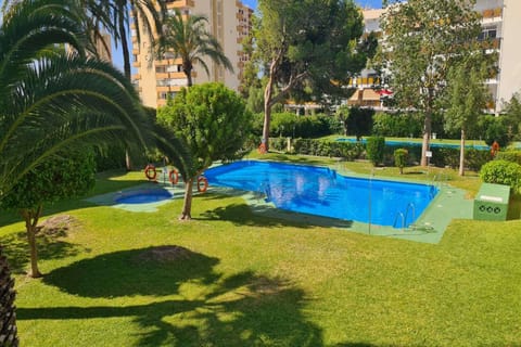Holiday Home Swimming Pool