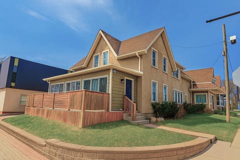 4739 Queens St, Niagara