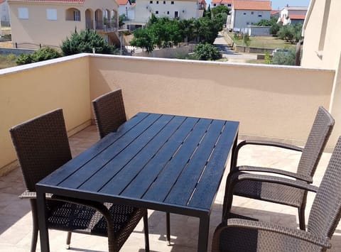 Apartment (Two Bedroom Apartment With Terrace) | Balcony