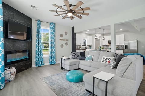 Open Living Area | Modern Farmhouse Style with Cozy Sectional